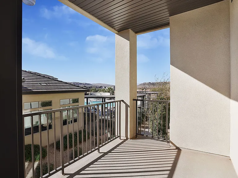 Brookfield Apartments — Photo 38