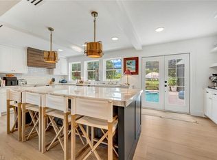 200 Burning Tree DR, NAPLES, FL 34105