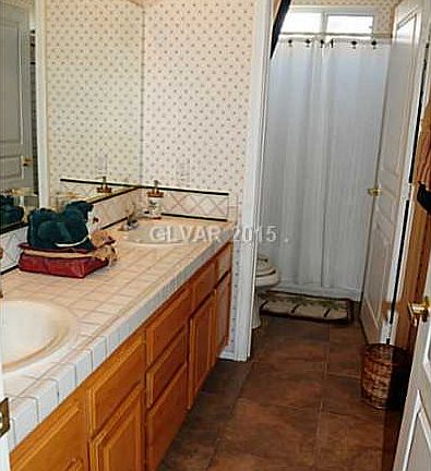 5th image of 3749 Climbing Rose St