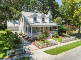 8 Sheffield Ct, Beaufort, SC 29907