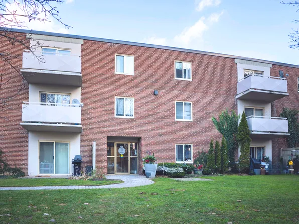 366 Oxford Street W Apartments