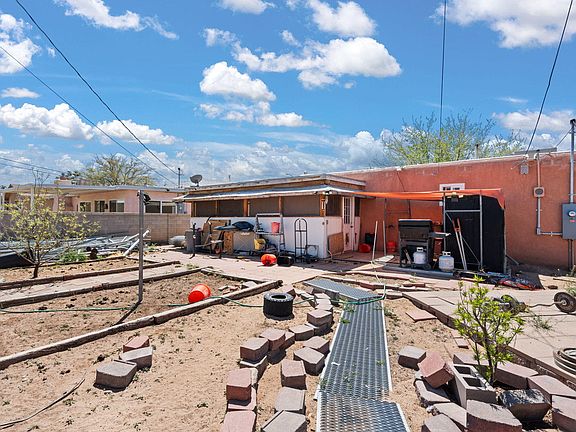4th image of 820 Loma Hermosa Dr NW