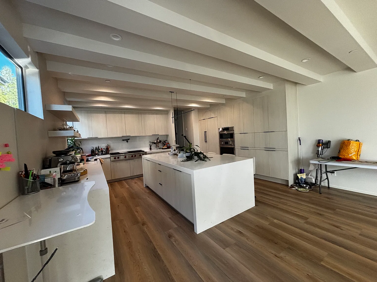 4 bed, 3.5 bath, 2910 sqft, $7,800 — Photo 4