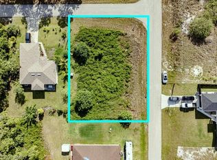 496-498 Loretta Ave S, Lehigh Acres, FL 33974