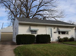 4112 N Bryer Pl, Peoria, IL 61614