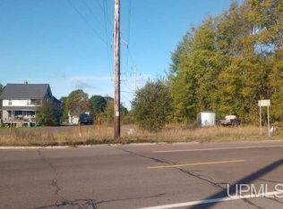 727 Lake Linden Ave, Laurium, MI 49913