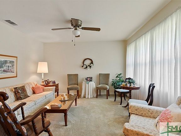 4th image of 422 Woodcliff Drive