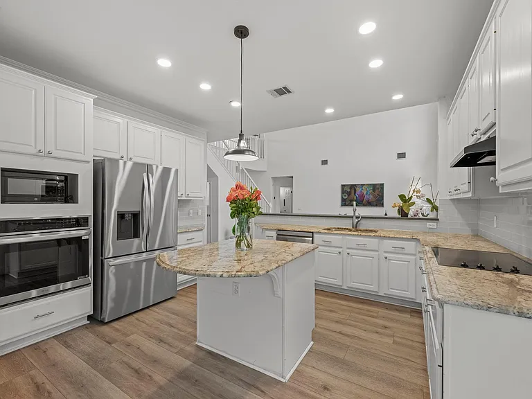 12329 Pleasant Hill Ct — Photo 12