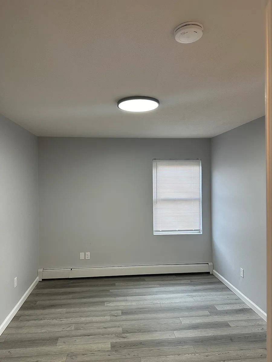 Building Photo - 314 Oak St #6