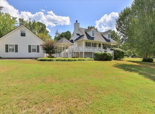 11 Country Walk, Cartersville, GA 30121
