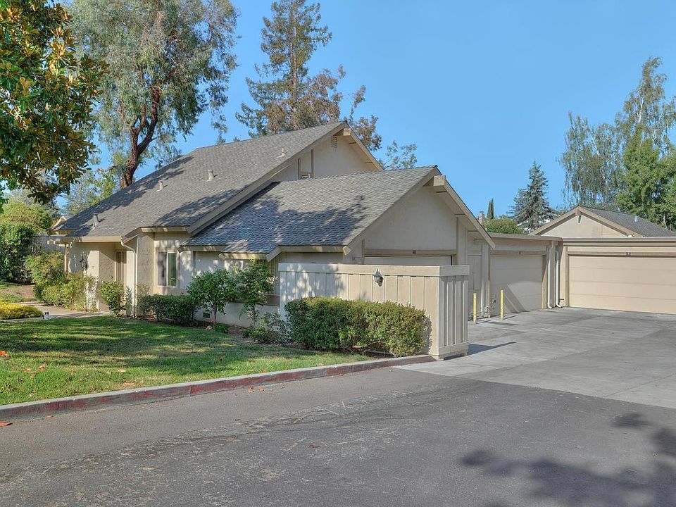 1st image of 137 Escobar Ave