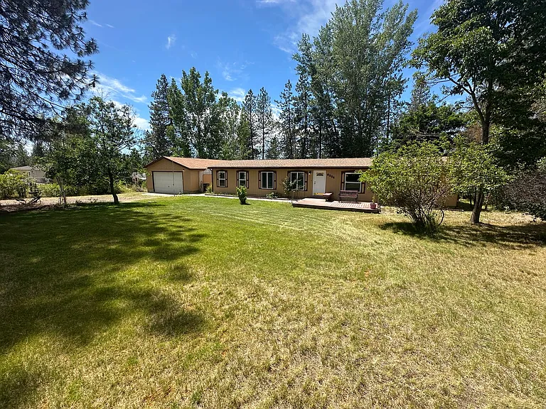 6304 Sundown Dr — Photo 2
