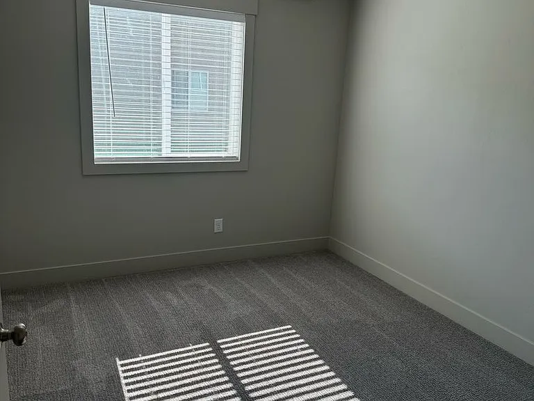 G3581RO — Photo 11