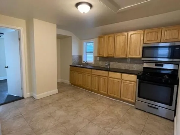 42 Shaw Ave Floor 2, Newark, NJ 07112