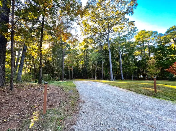 24/25 Pine Cove Cir, Belle Haven, VA 23306