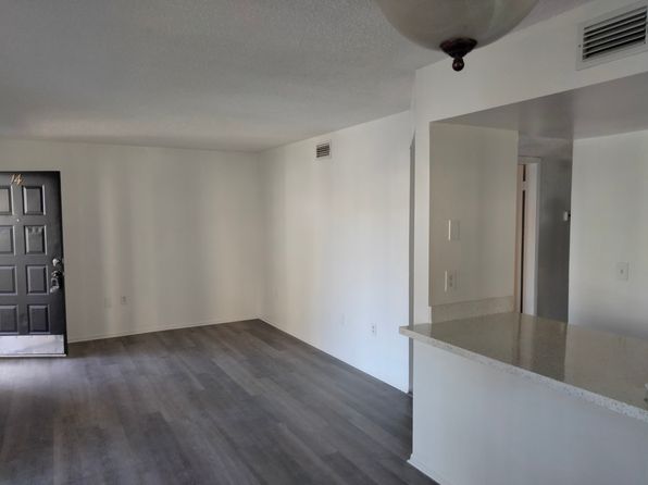 6901 Ian Ct APT 11