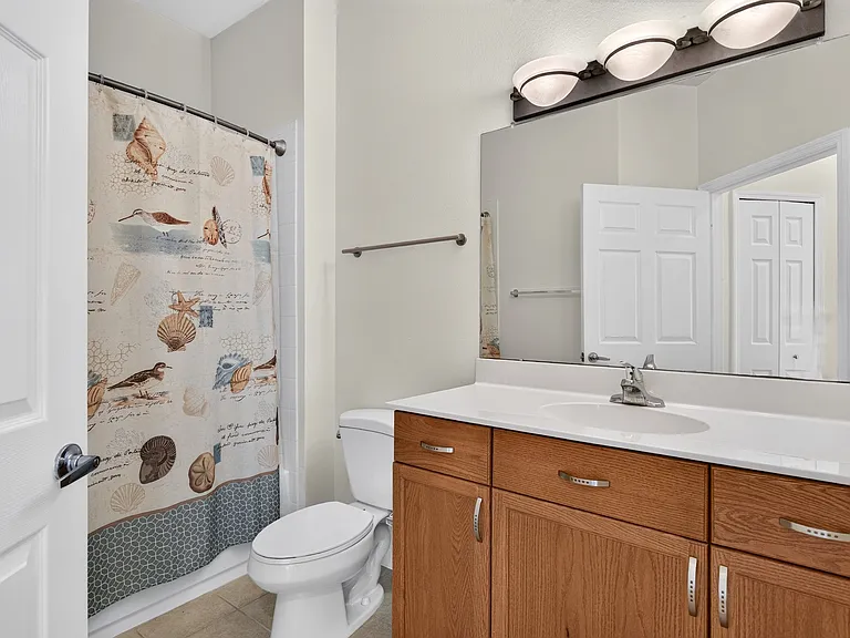 166 Sedona Cir — Photo 32