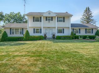 9527 Castle Ct, Otisville, MI 48463