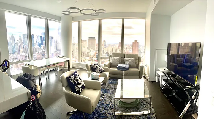 Rented by JW Realty Group | media 41