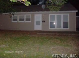 39 Delores Dr, Cahokia, IL 62206
