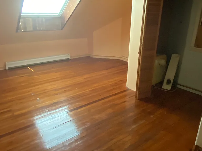 Second Floor bedroom with Larger Skylight