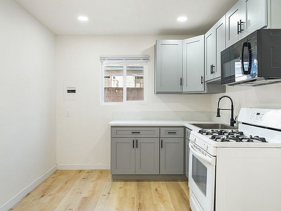 2nd image of 11812 S Main St #2