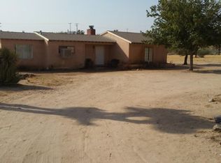 829 Delgada Ave, Yucca Valley, CA 92284