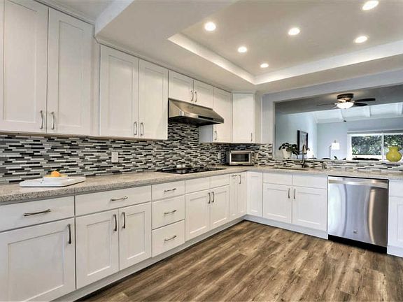 4th image of 6356 Whaley Dr