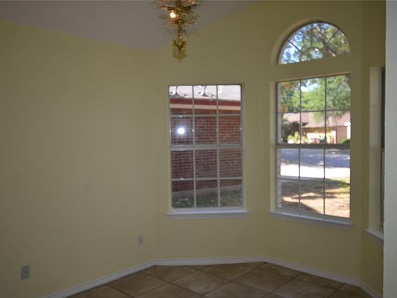 5th image of 4729 Castleman Dr