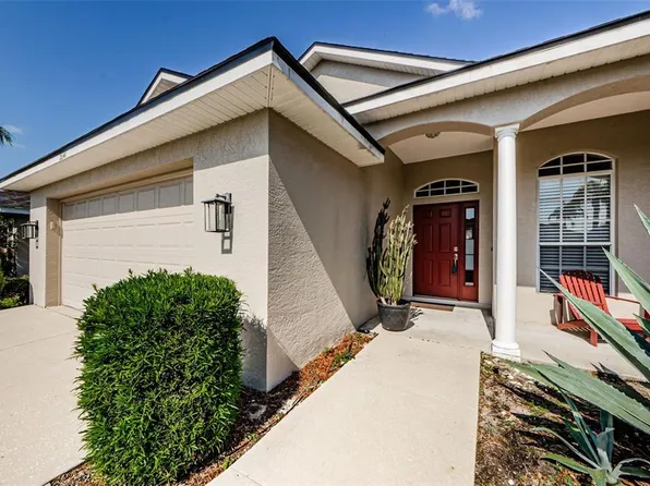 2041 Meadow Rue Ct, New Port Richey, FL 34655