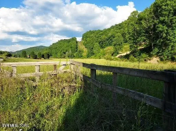 Main St, Sneedville, TN 37869