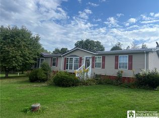 10148 Center Rd, Forestville, NY 14062