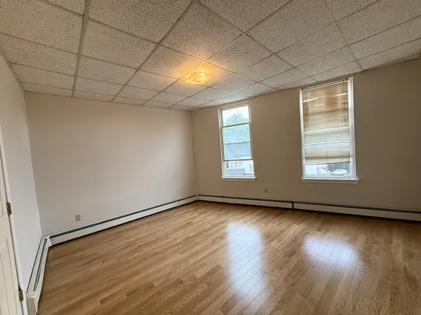 820 Mount Auburn St, Watertown, MA