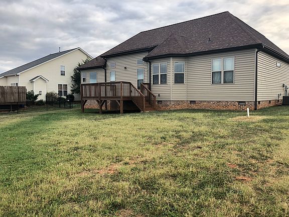 3rd image of 5070 Abernethy Park Dr