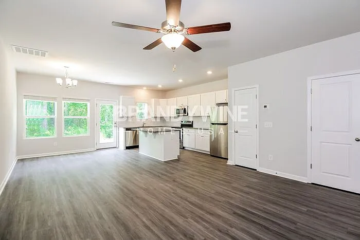 980 Coosaw Pl — Photo 7