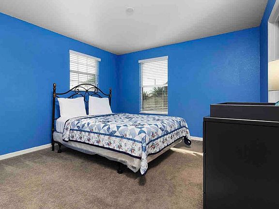4th image of 2851 Sanderling St