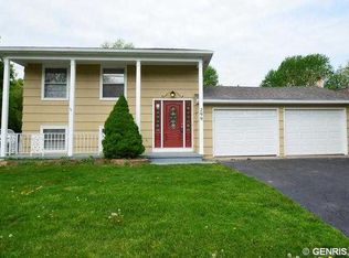 299 Fetzner Rd, Rochester, NY 14626