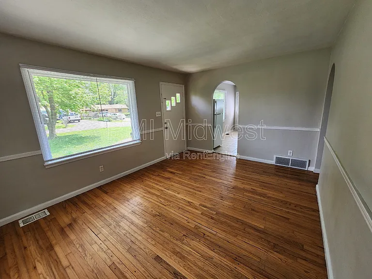 354 S Biltmore Ave — Photo 5