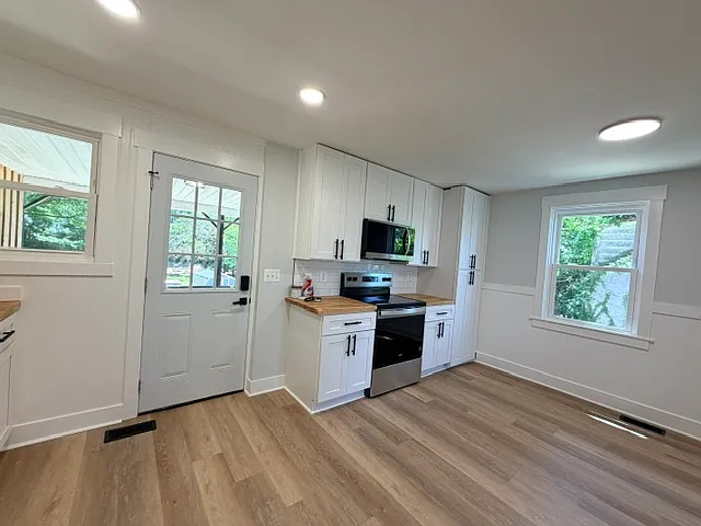 15625 Hanover Pike — Photo 12
