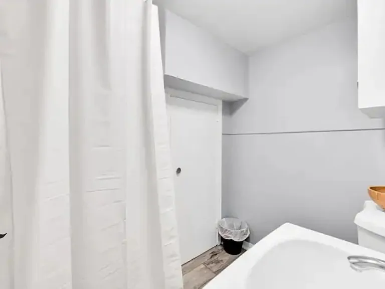 3511 Chester Rd — Photo 12