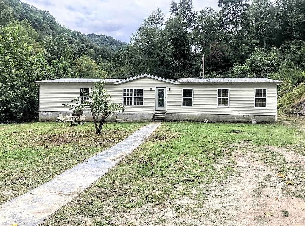 134 Billys Branch Rd, Kermit, WV 25674 Zillow