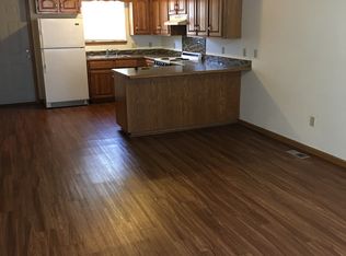 810 E Jackson St APT B, Pittsburg, KS 66762
