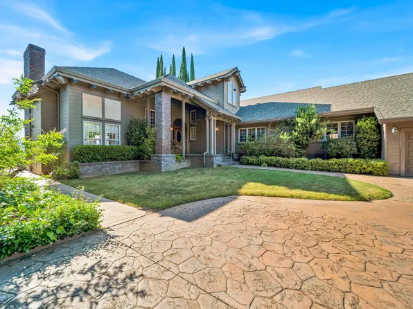 1744 Bechelli Ln, Redding, CA 96002