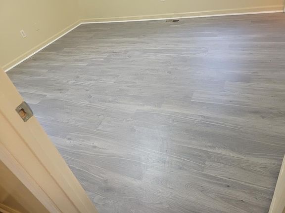 5th image of 1763 Independence Dr