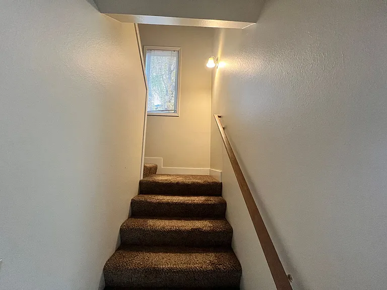 1304 N Brooklane St — Photo 21