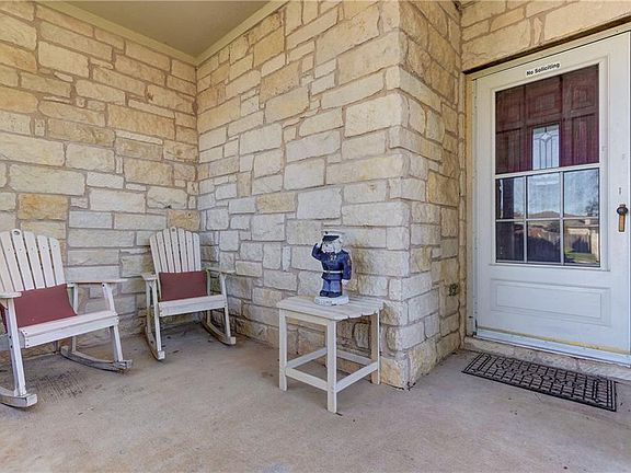 3rd image of 1503 Gardena Canyon Dr