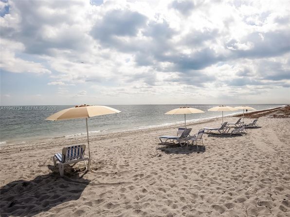 1121 Crandon Blvd APT E503