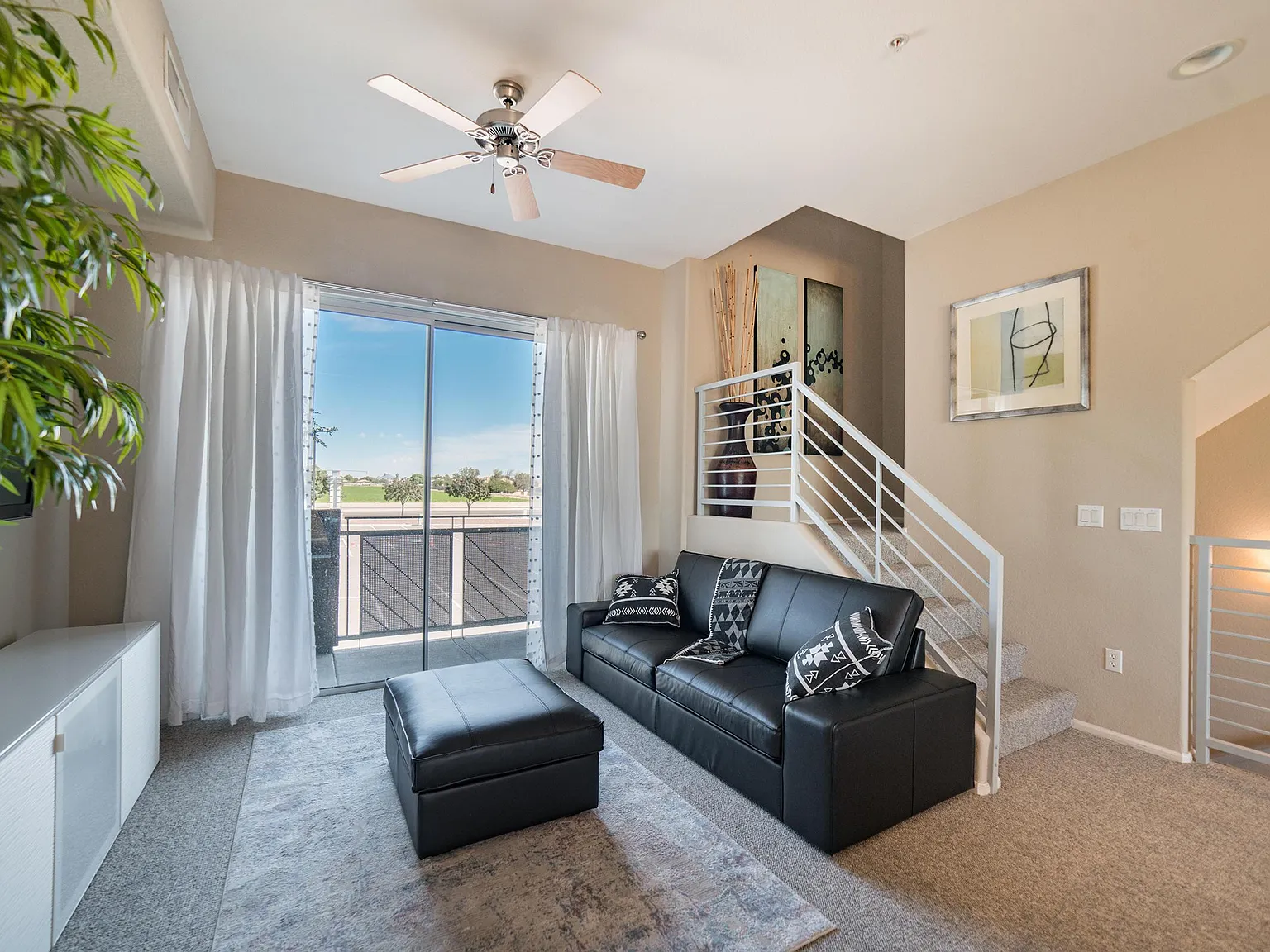 2 bed, 2.5 bath, 1439 sqft, $2,895 — Photo 4