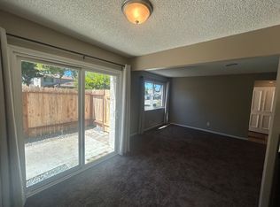 1313 Via Santiago UNIT C, Corona, CA 92882