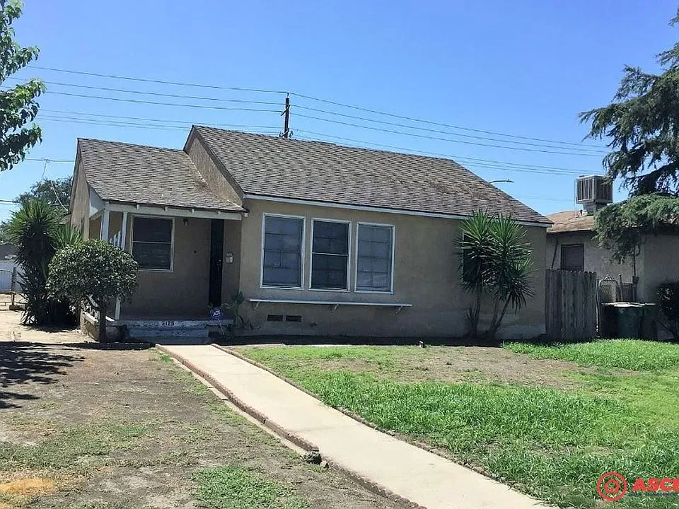 3125 Truxtun Ave